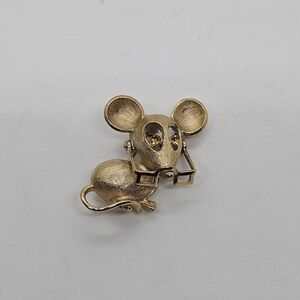 Avon gold tone mouse pin with movable glasses